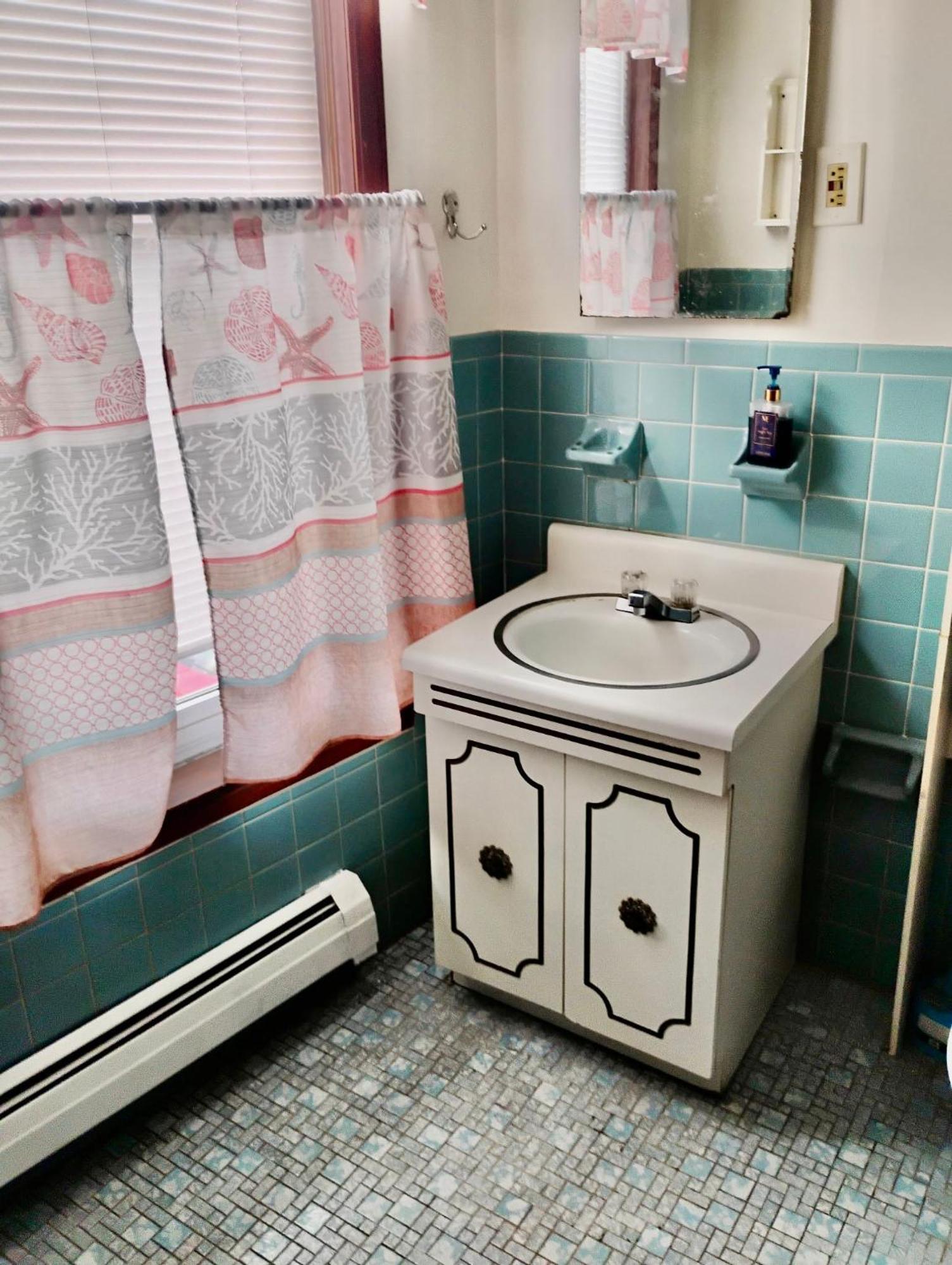 Penn Station Room Motel Casa Newark Zewnętrze zdjęcie