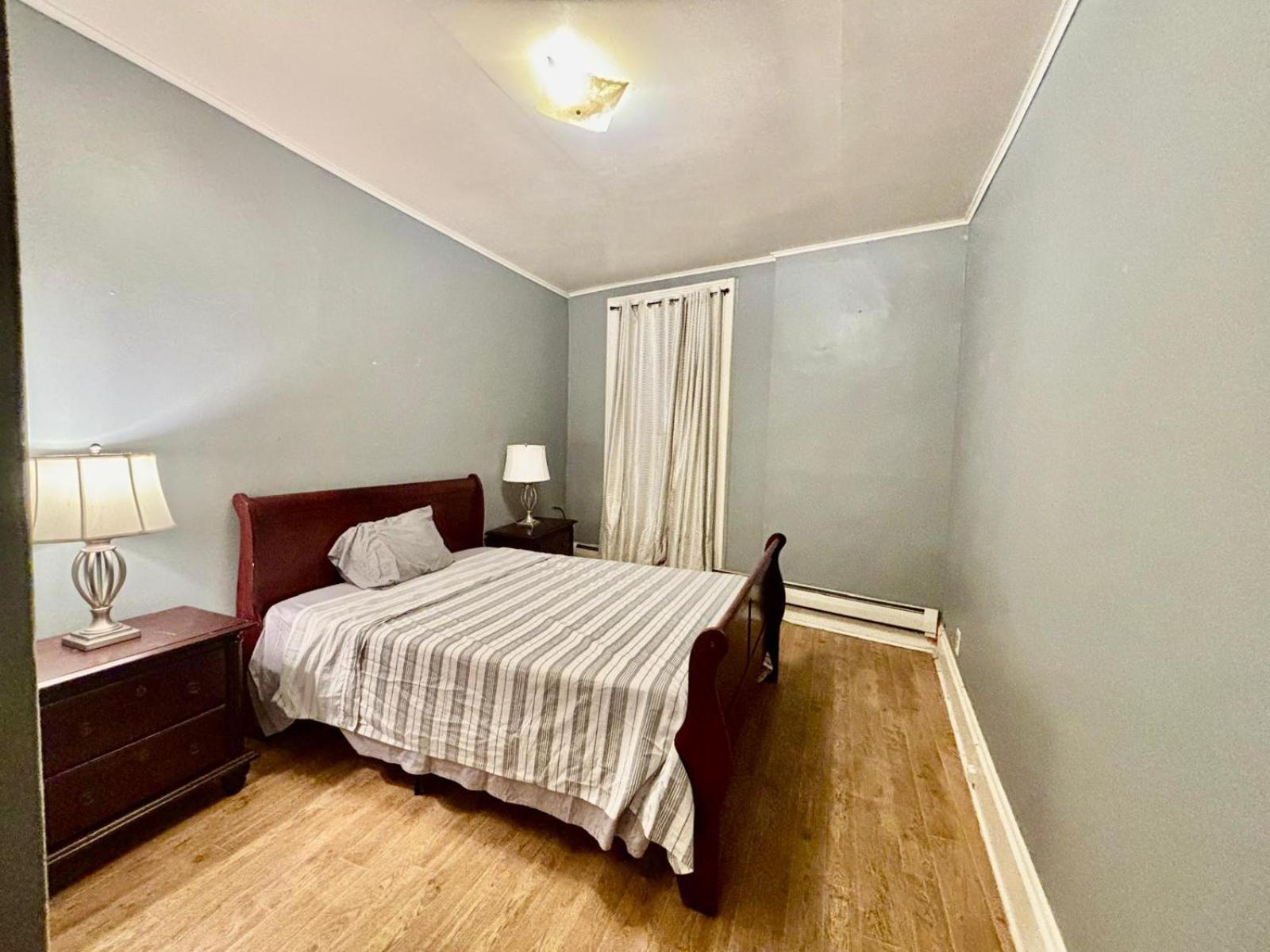 Penn Station Room Motel Casa Newark Zewnętrze zdjęcie